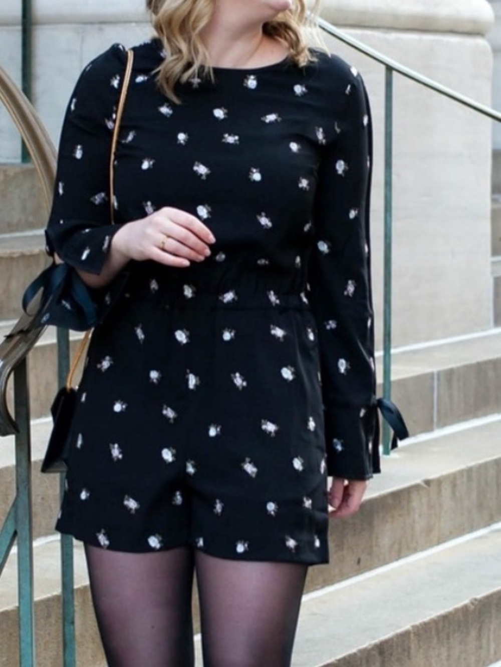 Club Monaco Black Floral Tie-Sleeve Romper size 4